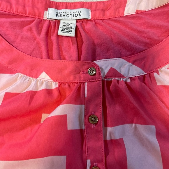 Kenneth Cole Reaction Pink Geometric Tank Top - Picture 2 of 5